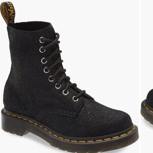 Dr Martens Pascal 1460 Lace-up Boot EUC